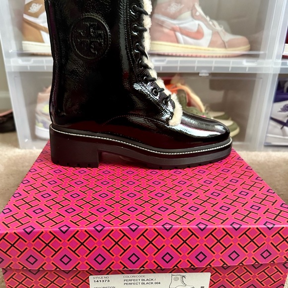 Brand New Tory Burch 50MM Shearling Boot - Picture 7 of 8